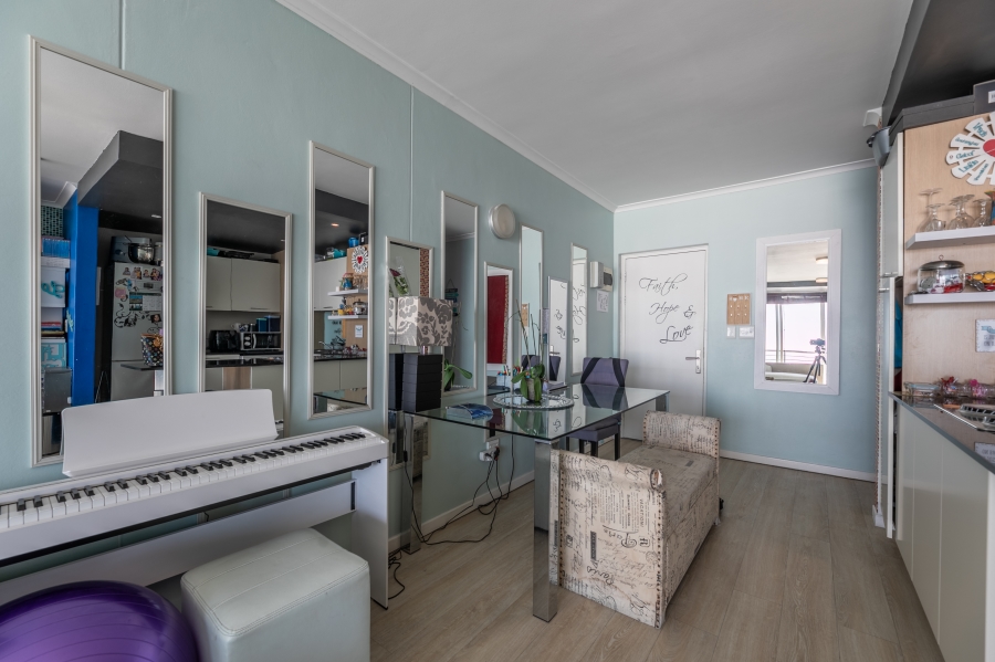 3 Bedroom Property for Sale in Waves Edge Western Cape